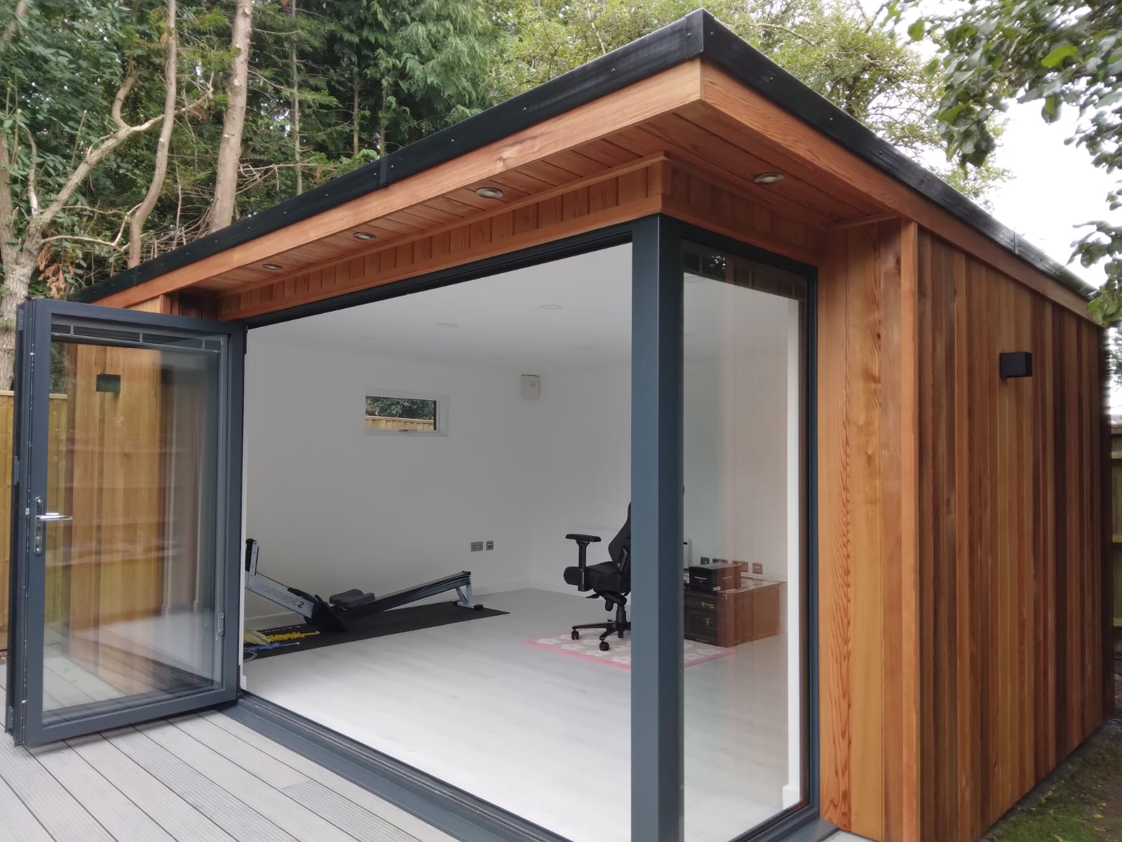 Garden room installation 6 by Scotland Garden Pods